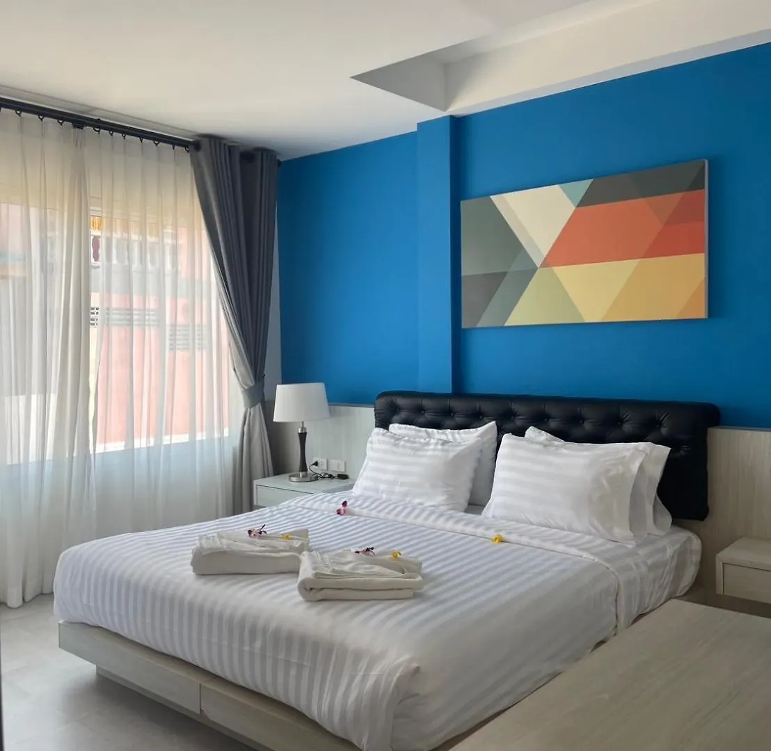 Lanta Corsica Hotel 코란타