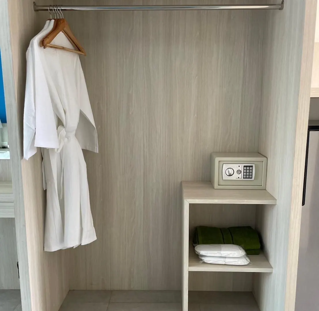 Lanta Corsica Hotel Koh Lanta